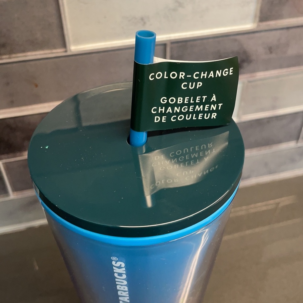 ⚡️HP⚡️Starbucks  Mermaid  Color Changing Winter Tumbler 2021 - Picture 4 of 7